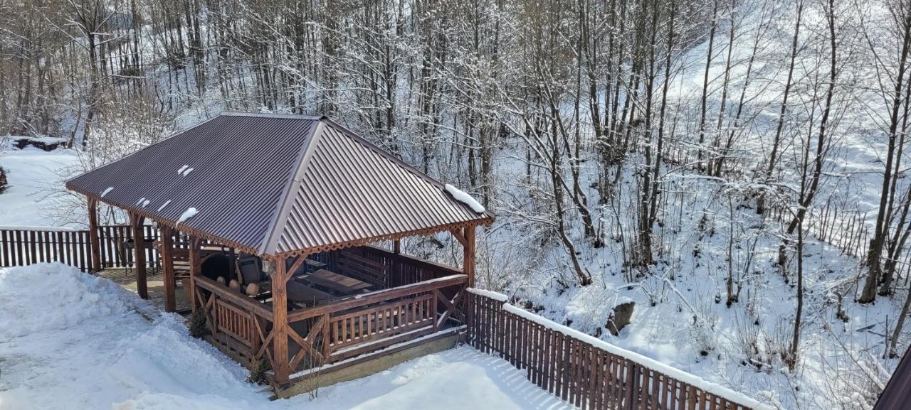 Коло Гір Kolochava Exterior foto