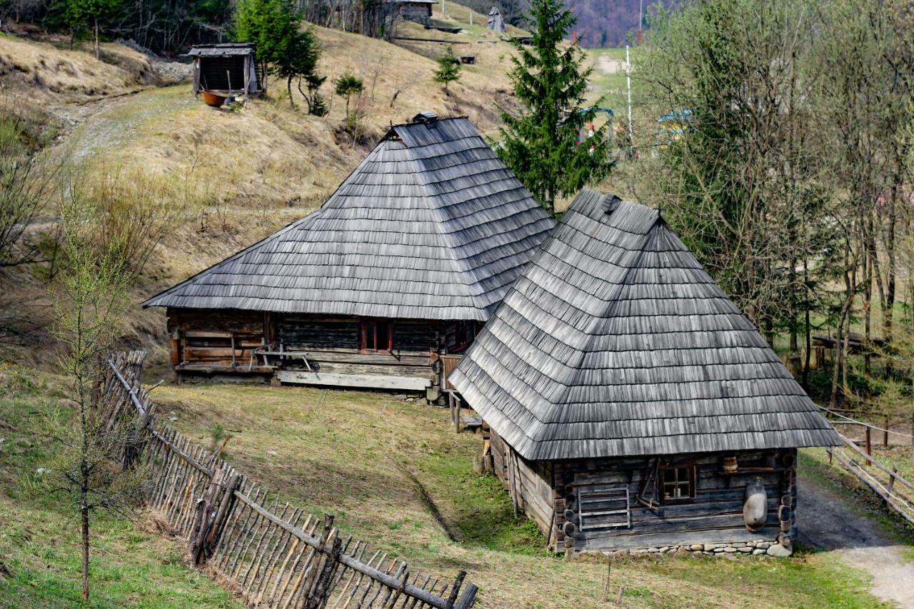 Коло Гір Kolochava Exterior foto