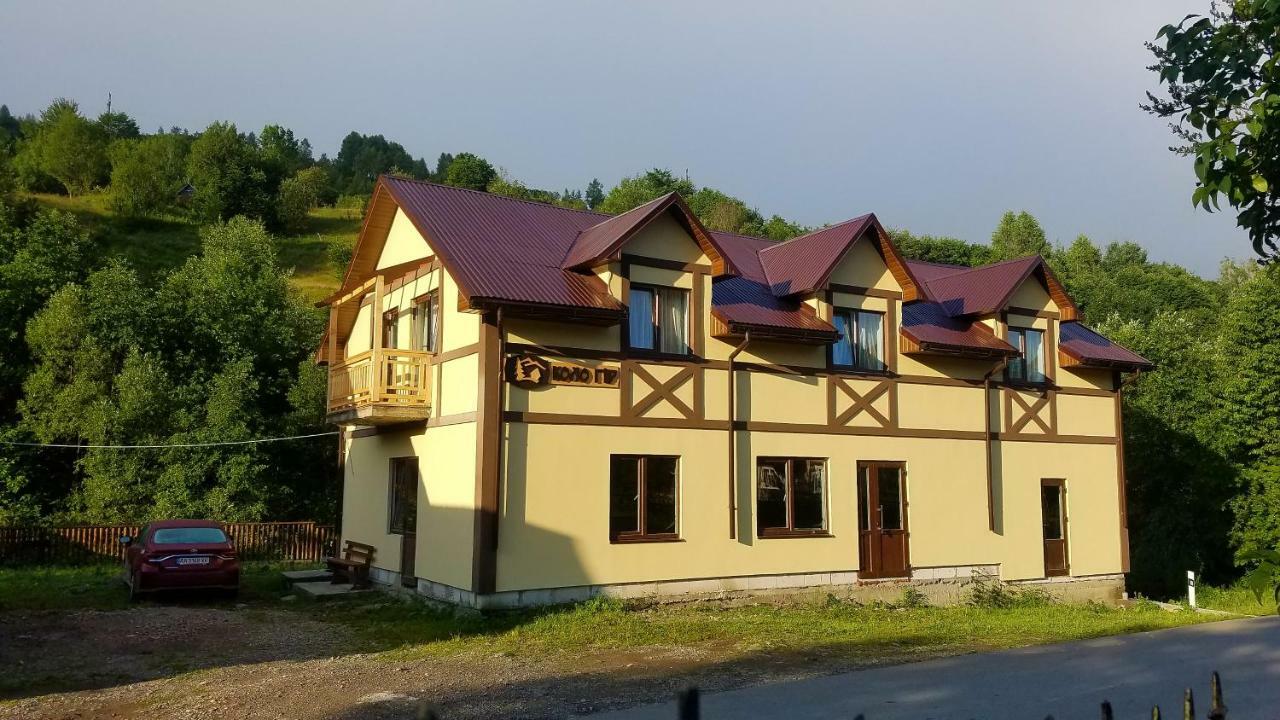 Коло Гір Kolochava Exterior foto